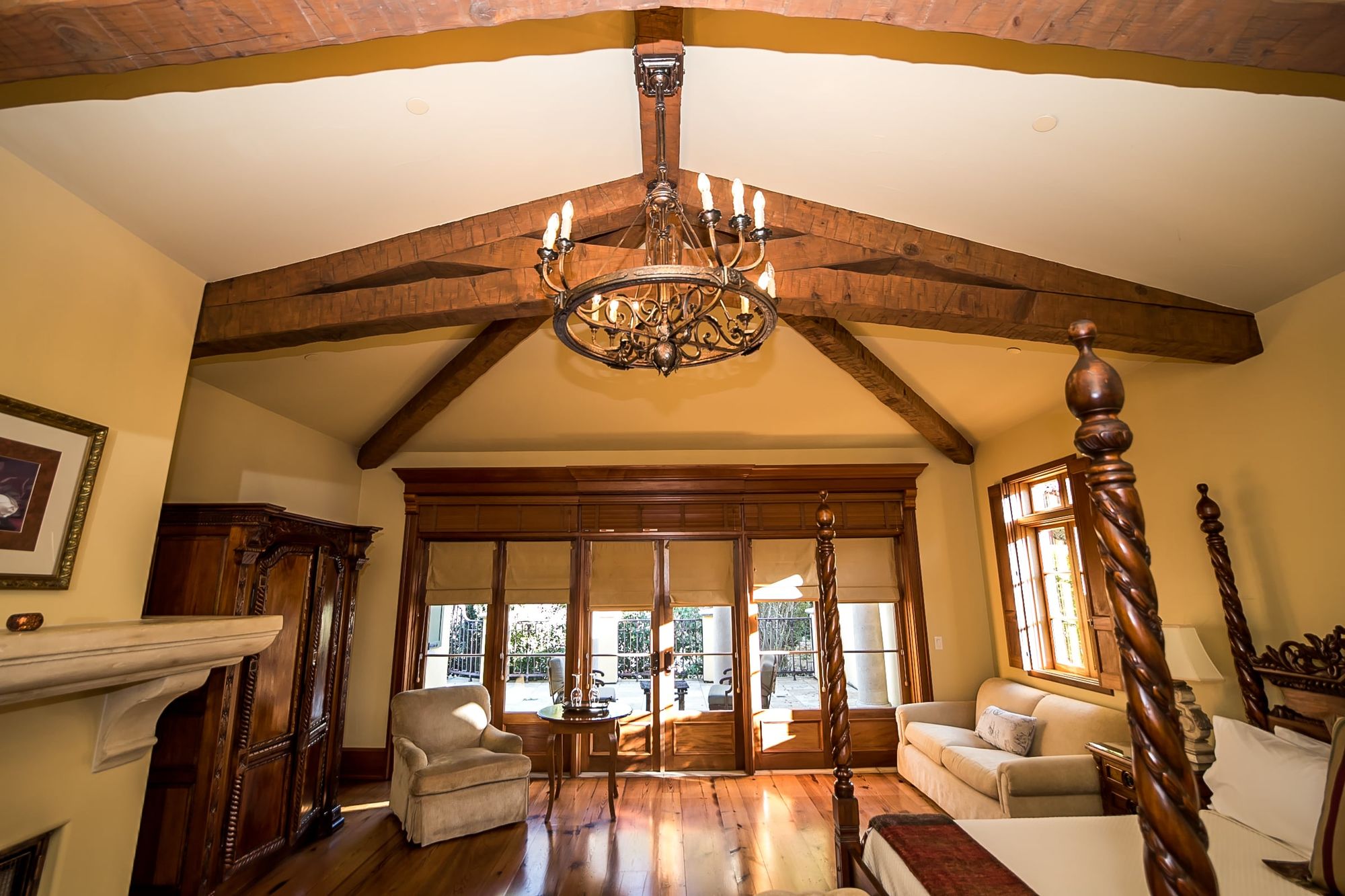 Ceiling rafters with chandelier
